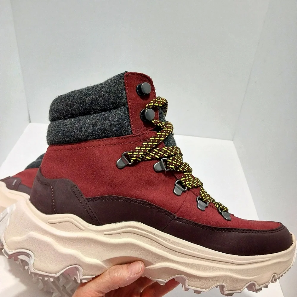 Sorel Kinetic Breakthur Conquest Waterproof Boots, NEW, Size 10.5| EUR 41.5‎